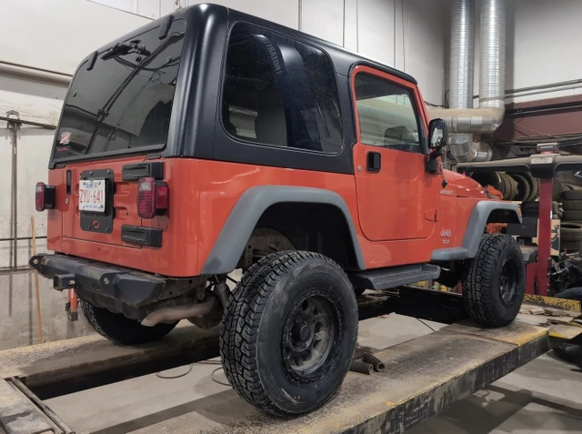 2005 Jeep Tj, 198.000 km, Import Kanada — Foto 5 z 5