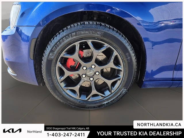2019 Chrysler 300, blau, 157.738 km, Import Kanada — Foto 7 z 7