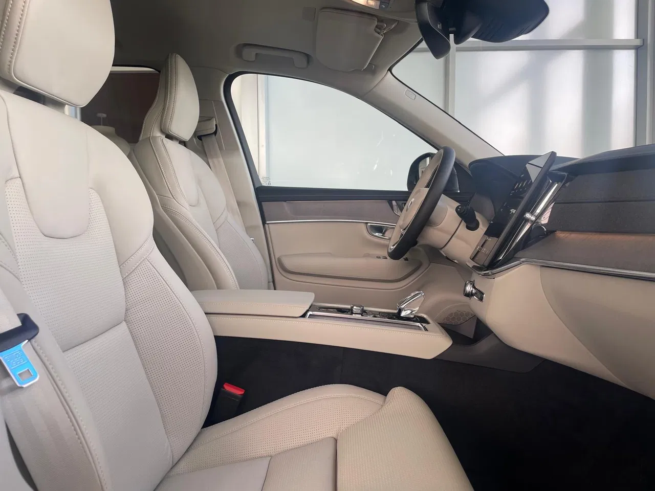 2026 Volvo XC 90, 9 km, Rumänien — Foto 8 z 15