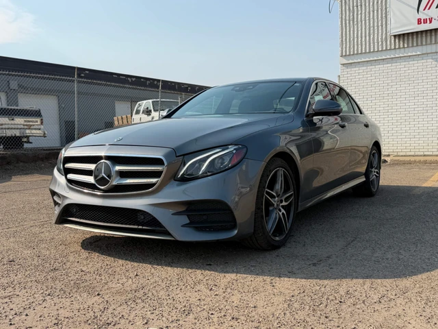 2018 Mercedes-Benz Eclass E 300, grau, 71.157 km, Import Kanada — Foto 1