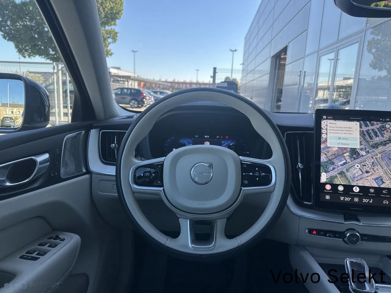 2025 Volvo XC 60, 3.900 km, Polen — Foto 16 z 40