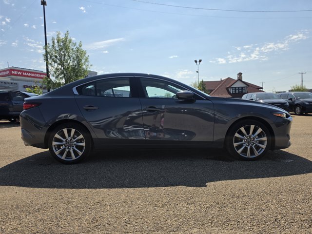 2025 Mazda Mazda3 GT, schwarz, 47.724 km, Import Kanada — Foto 7 z 20