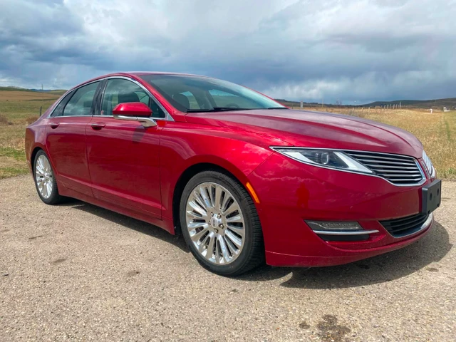 2013 Lincoln Mkz, rot, 115.803 km, Import Kanada — Foto 2 z 5