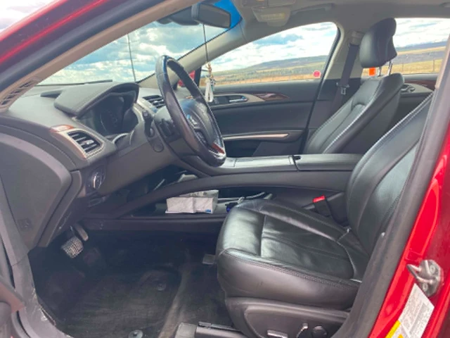 2013 Lincoln Mkz, rot, 115.803 km, Import Kanada — Foto 4 z 5