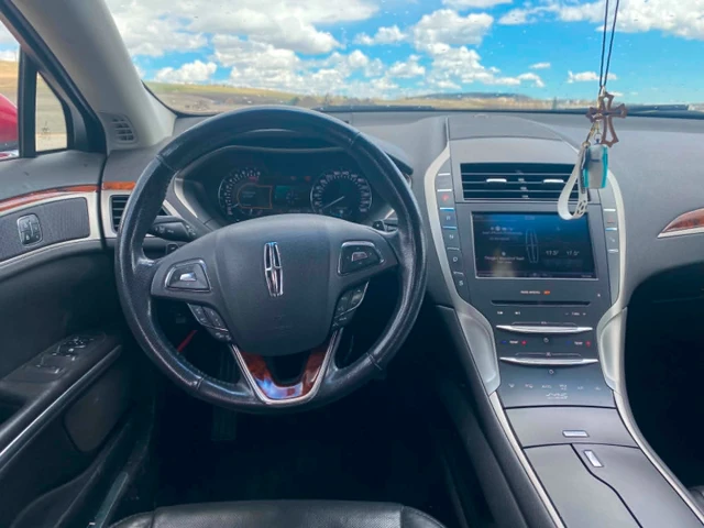 2013 Lincoln Mkz, rot, 115.803 km, Import Kanada — Foto 5 z 5