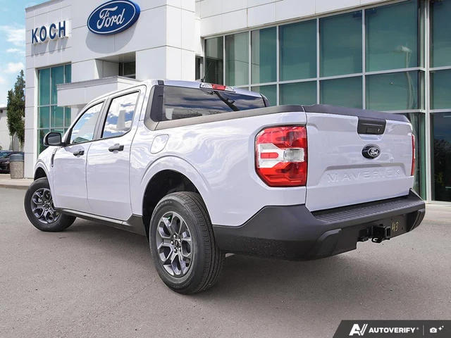 2026 Ford Maverick XLT, weiß, 8 km, Import Kanada — Foto 4 z 19