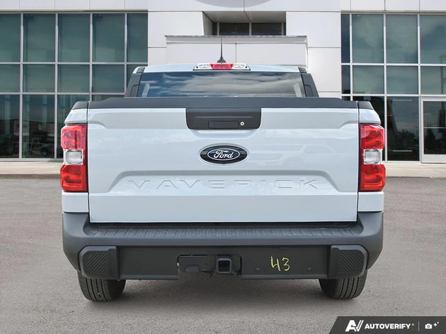 2026 Ford Maverick XLT, weiß, 8 km, Import Kanada — Foto 5 z 19