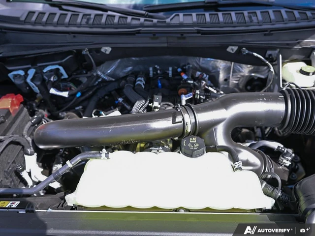 2026 Ford Expedition Active Max, blau, 7 km, Import Kanada — Foto 8 z 19