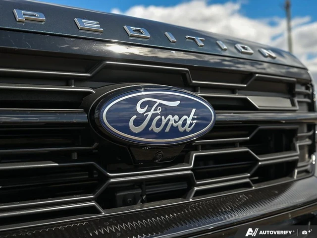 2026 Ford Expedition Active Max, blau, 7 km, Import Kanada — Foto 9 z 19