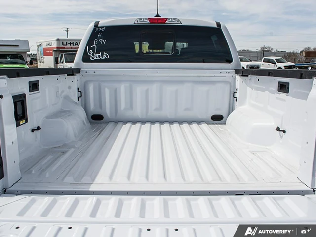2026 Ford Ranger LARIAT, weiß, 47 km, Import Kanada — Foto 11 z 19