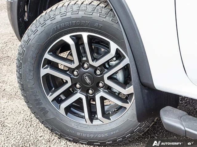 2026 Ford Ranger LARIAT, weiß, 47 km, Import Kanada — Foto 6 z 19