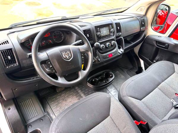 2018 RAM, Import Kanada — Foto 9 z 12