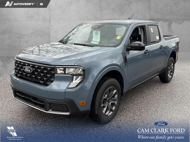 2026 Ford Maverick XLT, blau, 13 km, Import Kanada — Foto 1