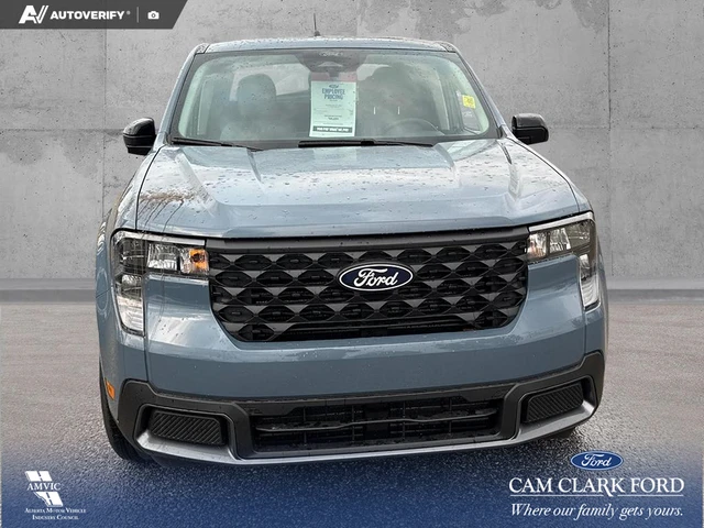2026 Ford Maverick XLT, blau, 13 km, Import Kanada — Foto 2 z 20