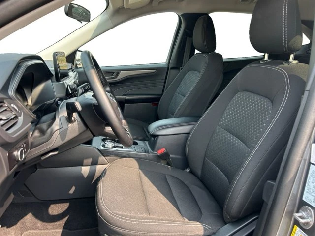 2025 Ford Escape Active, schwarz, 43.931 km, Import Kanada — Foto 10 z 15
