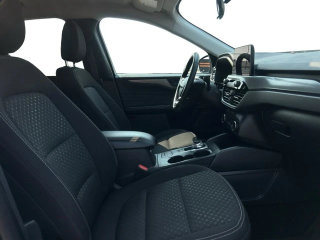 2025 Ford Escape Active, schwarz, 43.931 km, Import Kanada — Foto 11 z 15
