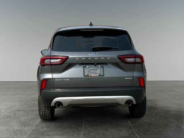 2025 Ford Escape Active, schwarz, 43.931 km, Import Kanada — Foto 4 z 15