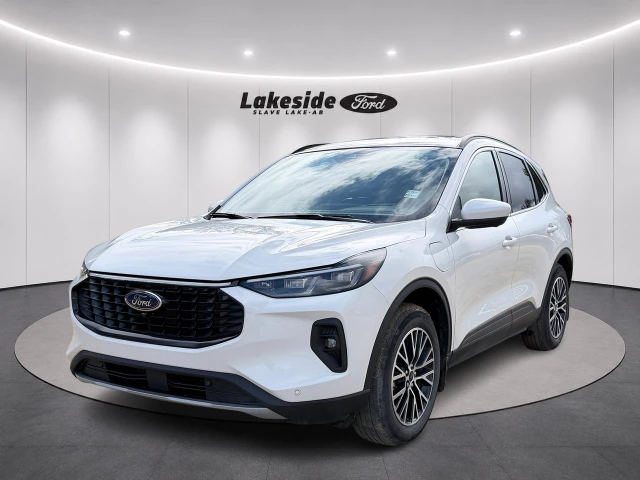 2025 Ford Escape PHEV, weiß, 30.920 km, Import Kanada — Foto 1