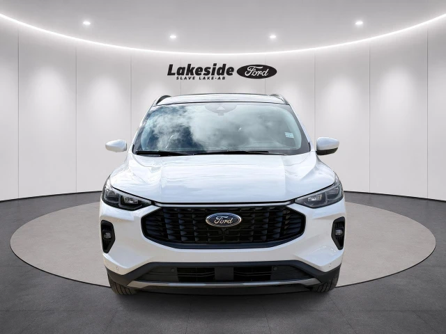 2025 Ford Escape PHEV, weiß, 30.920 km, Import Kanada — Foto 2 z 5