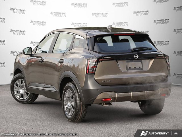2026 Nissan Kicks, braun, 10 km, Import Kanada — Foto 4 z 20