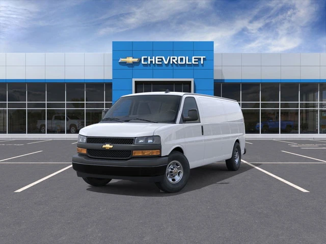 2025 Chevrolet Express WT 155'', weiß, 25 km, Import Kanada — Foto 1