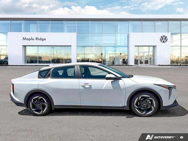 2025 Kia K4 EX | Apple Carplay | Backup Camera | Parking Assist | Smart Key, weiß, 27.500 km, Import Kanada — Foto 6 z 20