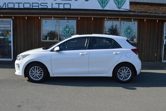 2018 Kia Rio EX, weiß, 120.017 km, Import Kanada — Foto 2 z 5