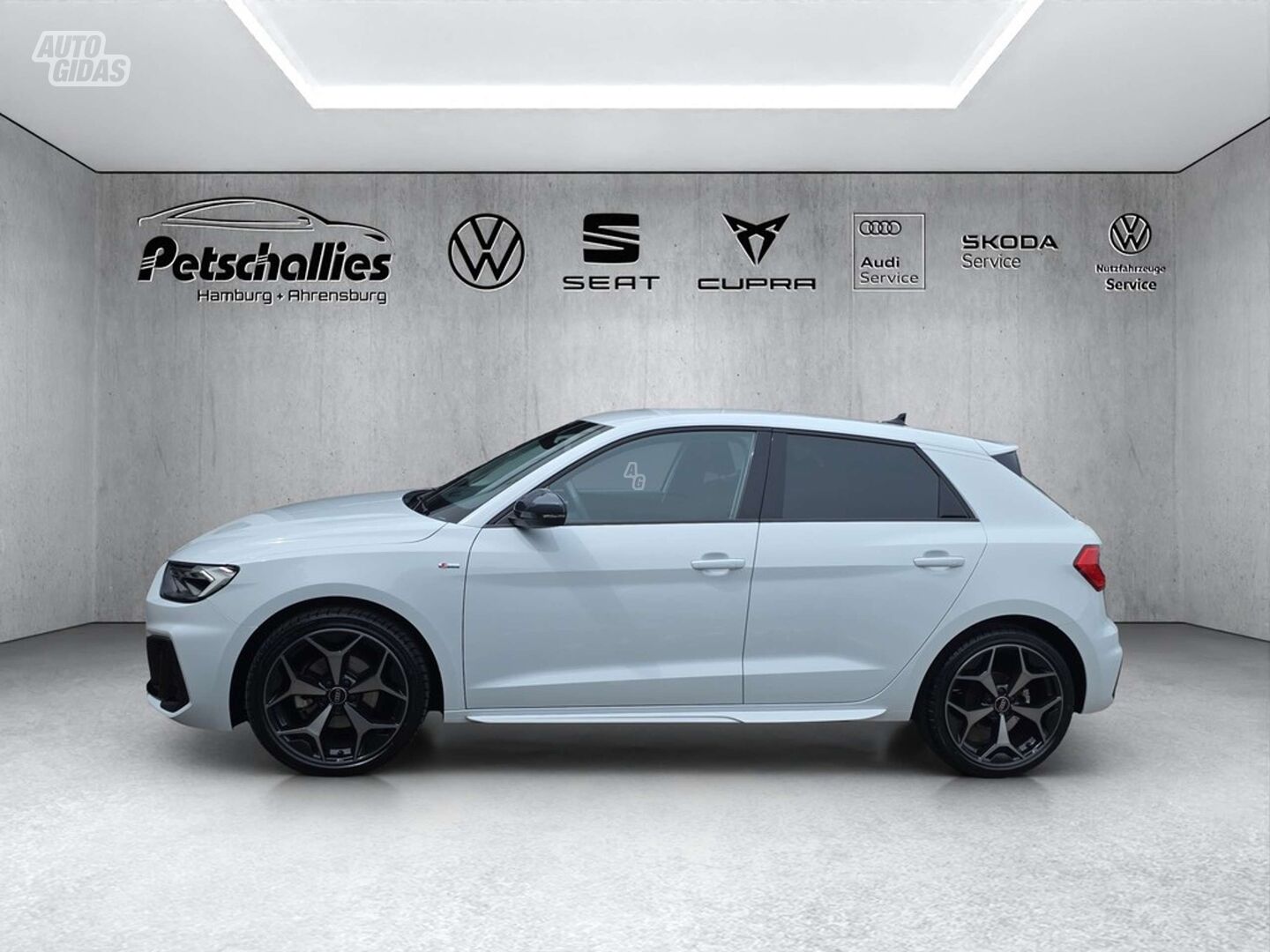 2025 Audi A1, Litva — Foto 1