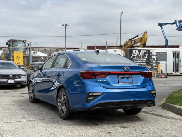 2021 Kia Forte EX, blau, 42.485 km, Import Kanada — Foto 8 z 20