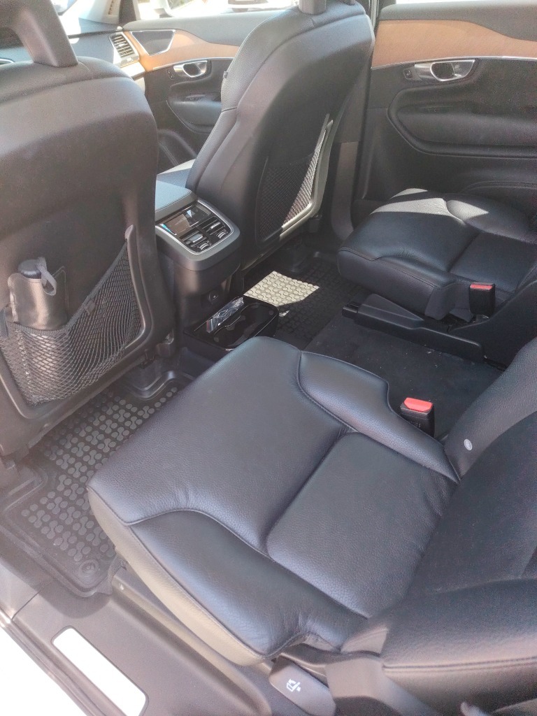 2022 Volvo, 70.000 km, Bulgarien — Foto 11 z 15