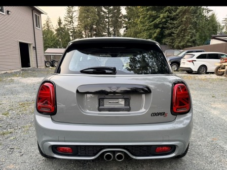 2021 MINI, 66.600 km, Bulharsko — Foto 1