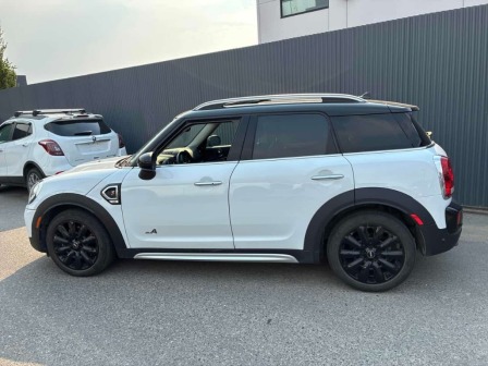 2019 MINI, 106.207 km, Bulharsko — Foto 1