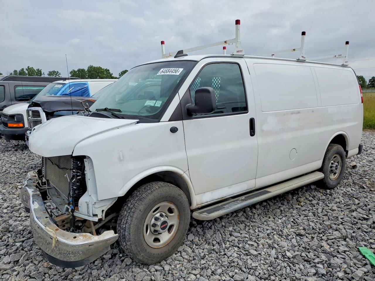 2022 GMC SAVANA, weiß, 118.198 km, Import USA — Foto 1