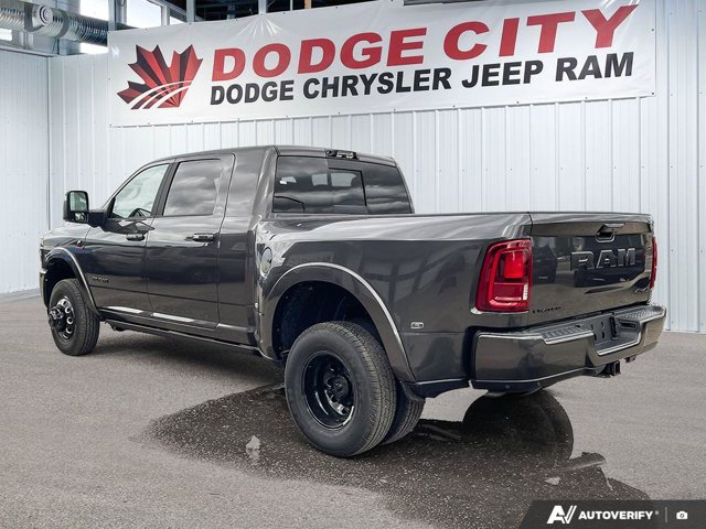 2027 RAM 3500 Limited, schwarz, 10 km, Import Kanada — Foto 4 z 20