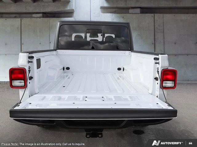 2026 Jeep Gladiator Willys, weiß, Import Kanada — Foto 8 z 12