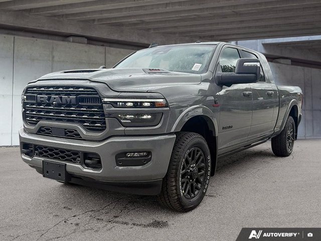 2027 RAM 3500 Limited, grau, 14 km, Import Kanada — Foto 1