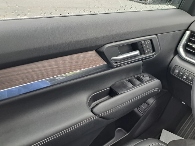 2027 GMC Terrain Denali, schwarz, 1 km, Import Kanada — Foto 12 z 20