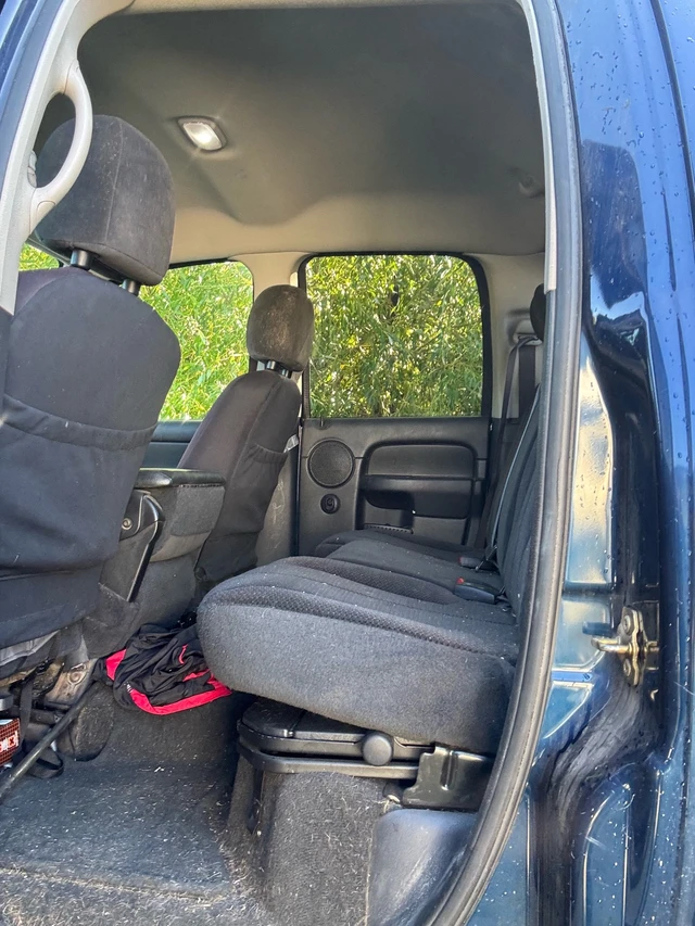2004 Dodge Ram3500, 231.142 km, Import Kanada — Foto 5 z 5