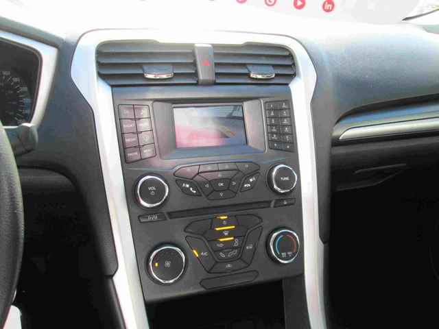 2016 Ford Fusion, weiß, 120.417 km, Import Kanada — Foto 10 z 12