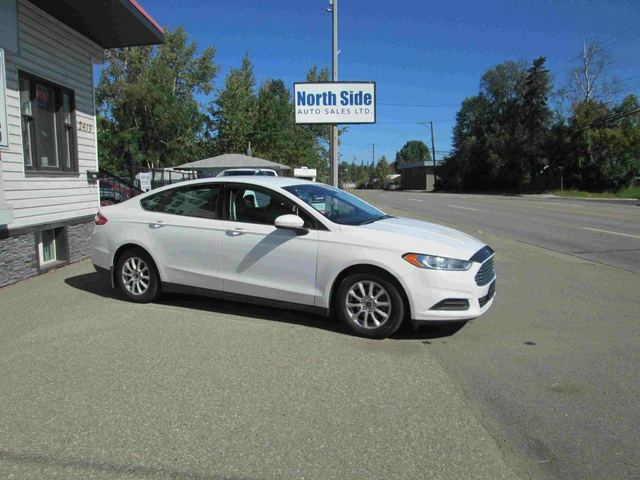 2016 Ford Fusion, weiß, 120.417 km, Import Kanada — Foto 3 z 12