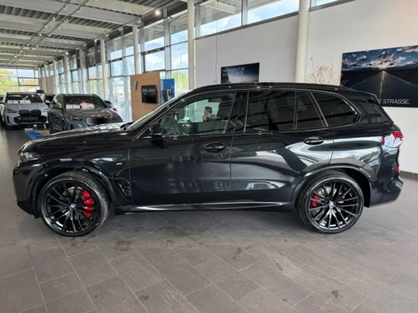 2026 BMW X5, 1 km, Deutschland — Foto 3 z 12