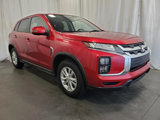 2024 Mitsubishi Rvr SEL, rot, 53.763 km, Import Kanada — Foto 1
