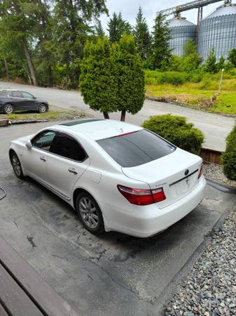 2008 Lexus, Import Kanada — Foto 3 z 10