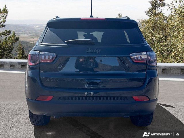 2026 Jeep Compass 85th Anniversary, silber, 15 km, Import Kanada — Foto 5 z 20