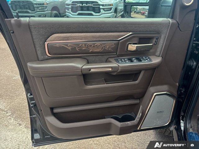 2026 RAM 3500 Big Horn, weiß, 15 km, Import Kanada — Foto 11 z 20