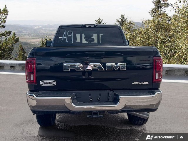 2026 RAM 3500 Big Horn, weiß, 15 km, Import Kanada — Foto 5 z 20