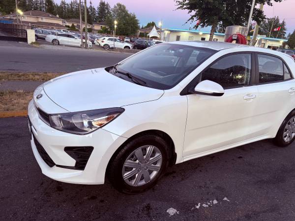 2021 Kia, Import Kanada — Foto 4 z 12