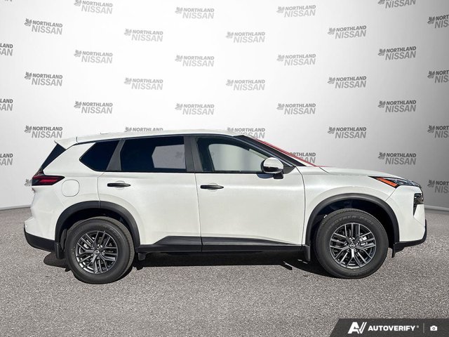 2026 Nissan Rogue, weiß, 10 km, Import Kanada — Foto 6 z 20