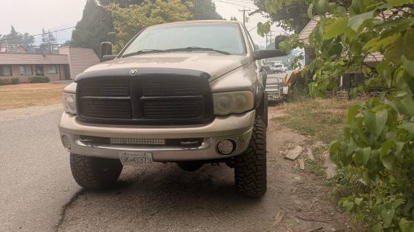 2004 Dodge, Import Kanada — Foto 1 z 5 2004 Dodge, Import Kanada — Foto 1 z 5
