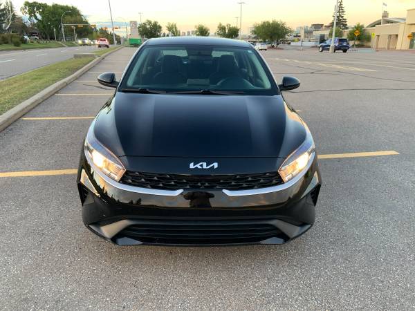 2022 Kia, Import Kanada — Foto 10 z 12